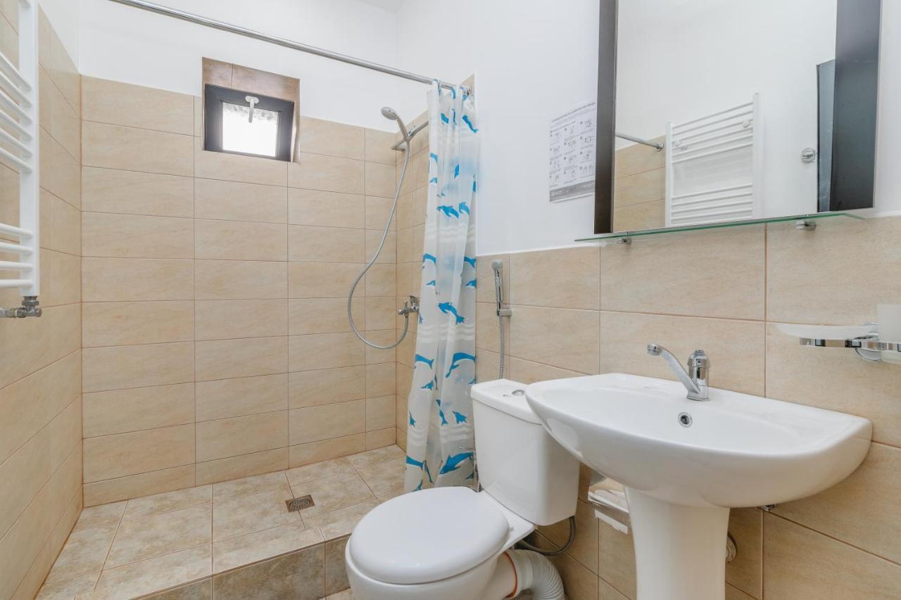 Alvani Inn K'vemo Alvani Luaran gambar